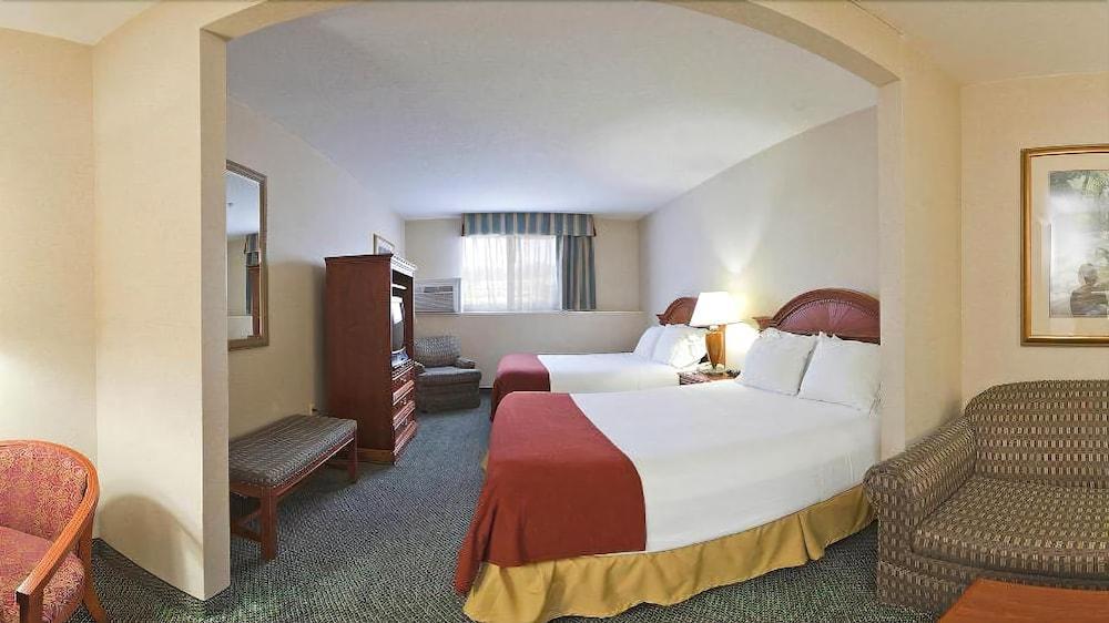 Holiday Inn Express Hotel & Suites Waterford By Ihg Ngoại thất bức ảnh
