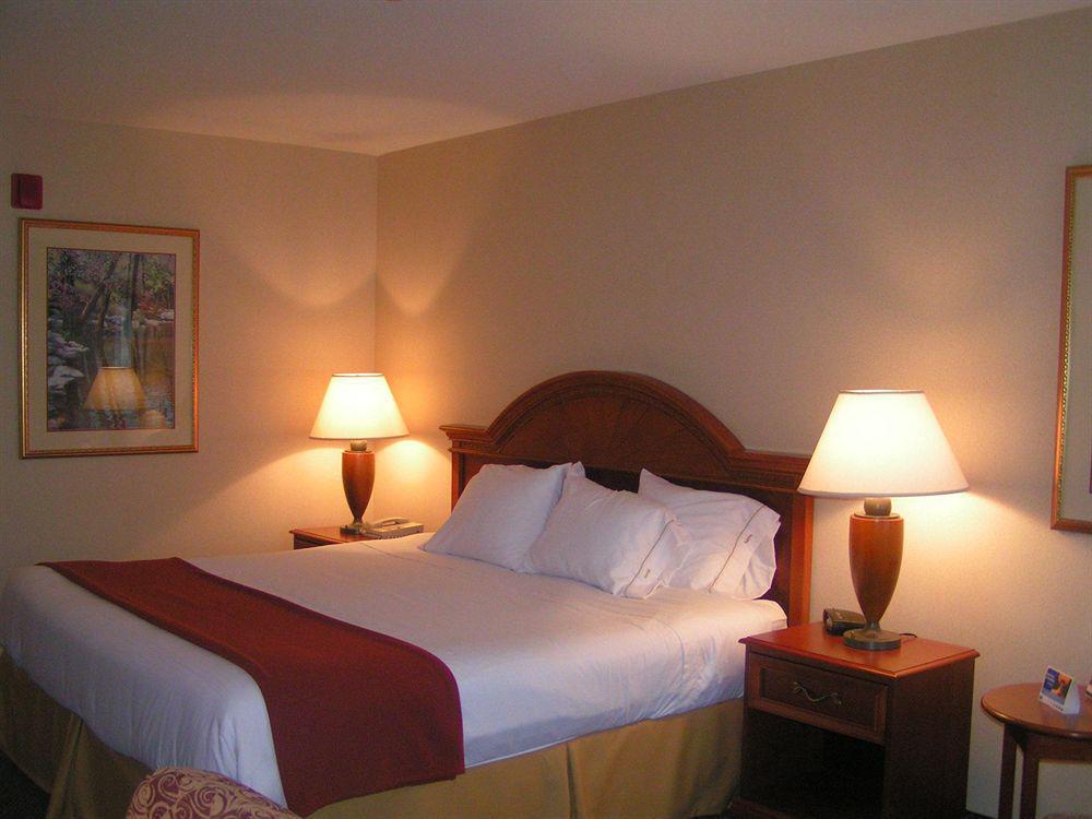 Holiday Inn Express Hotel & Suites Waterford By Ihg Phòng bức ảnh